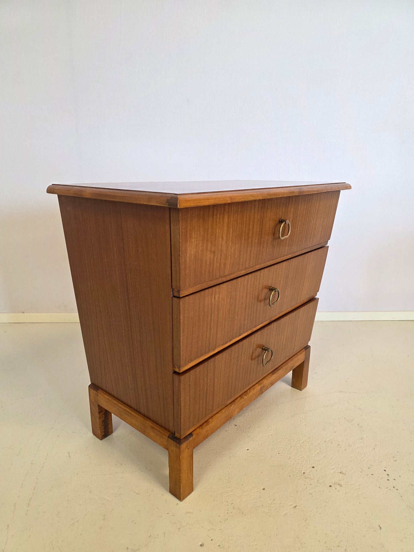 Funky vintage lipasto