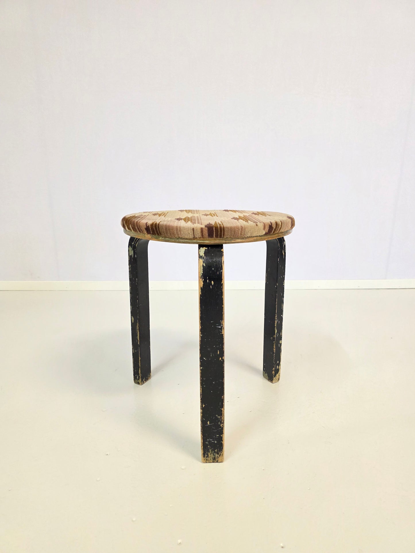 Alvar Aalto jakkara "sandwich"