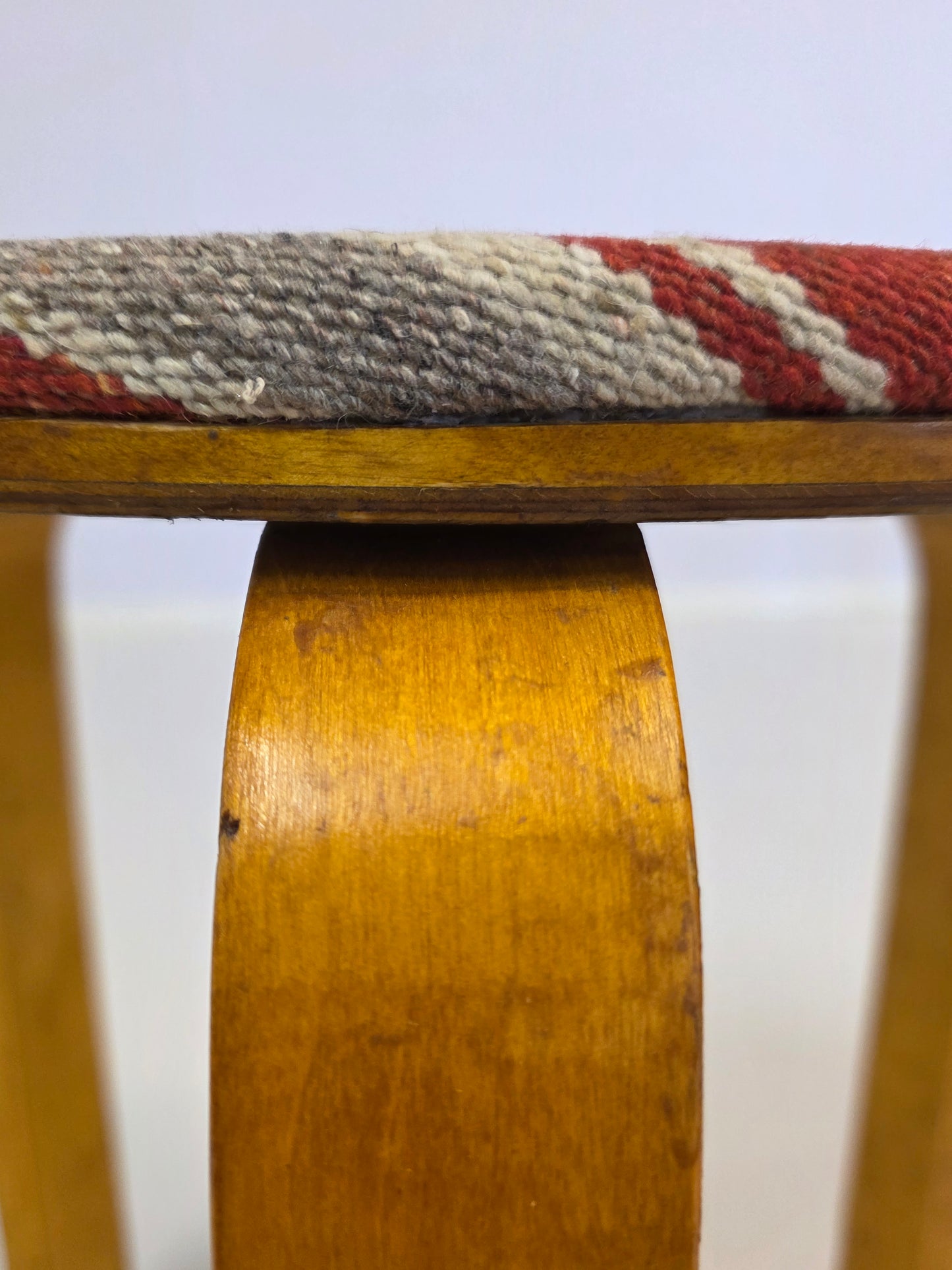 Alvar Aalto jakkara "sandwich"