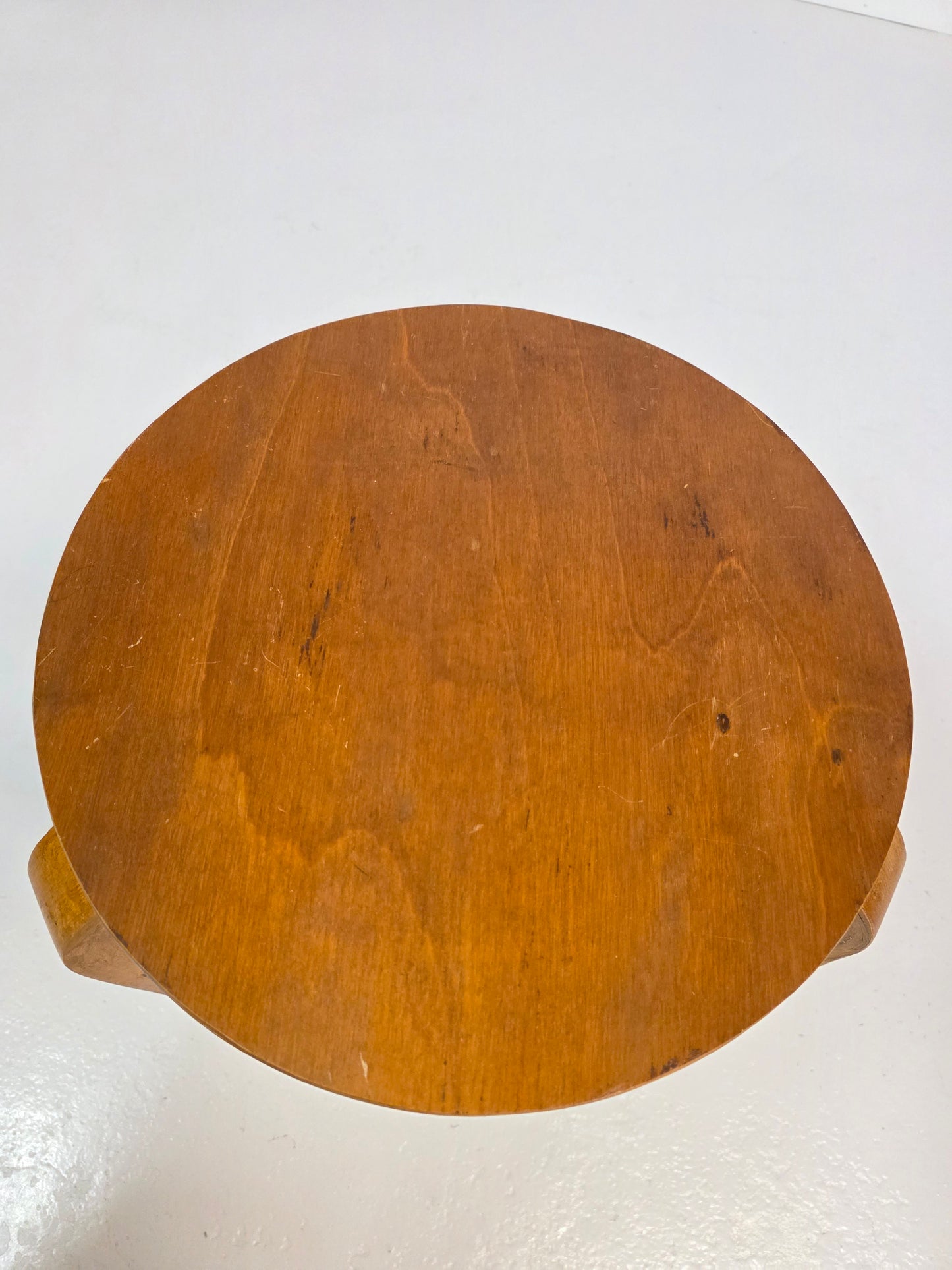 Alvar Aalto jakkara, malli 60