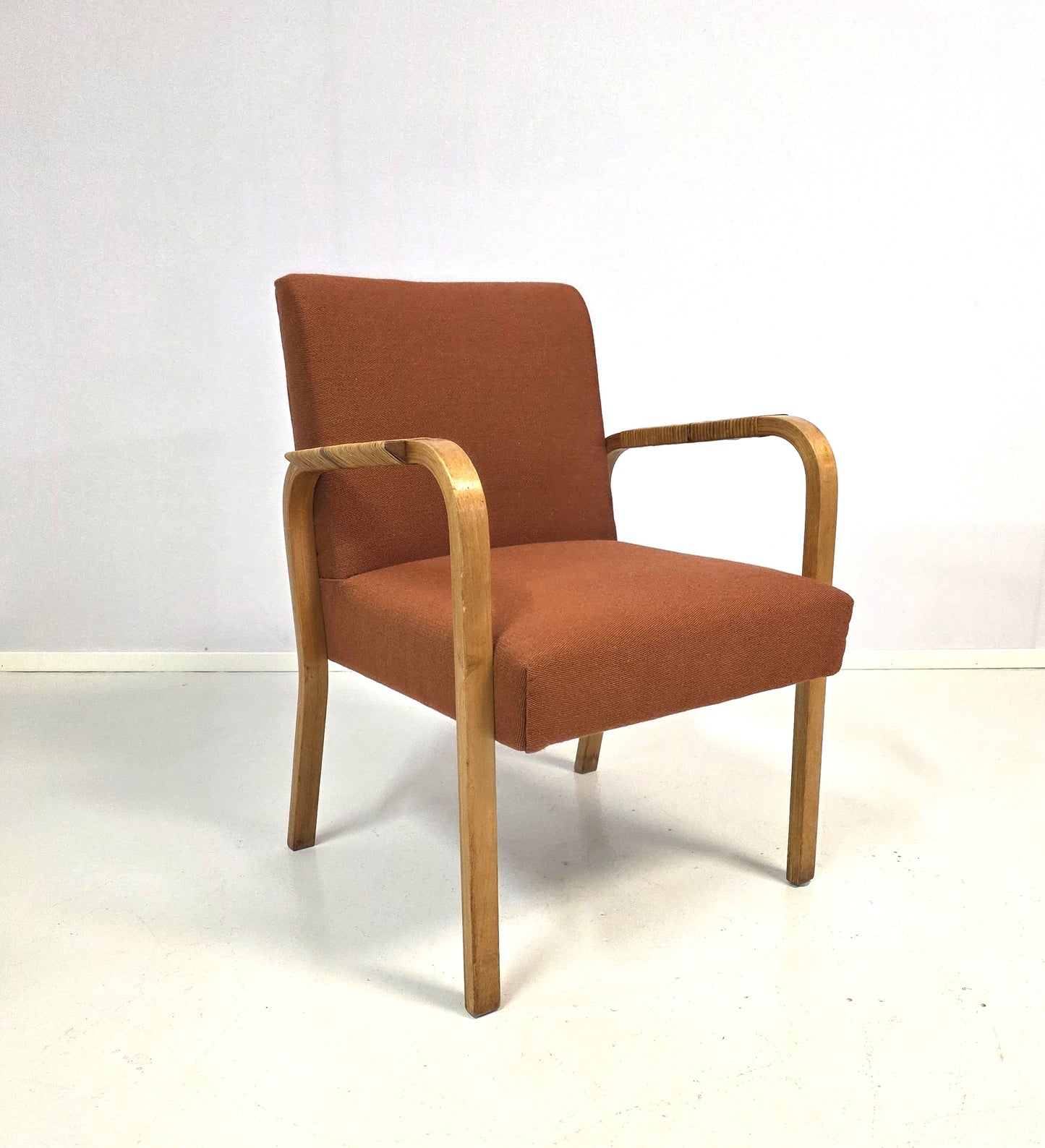 Alvar Aalto nojatuoli, malli 46  1950-luku