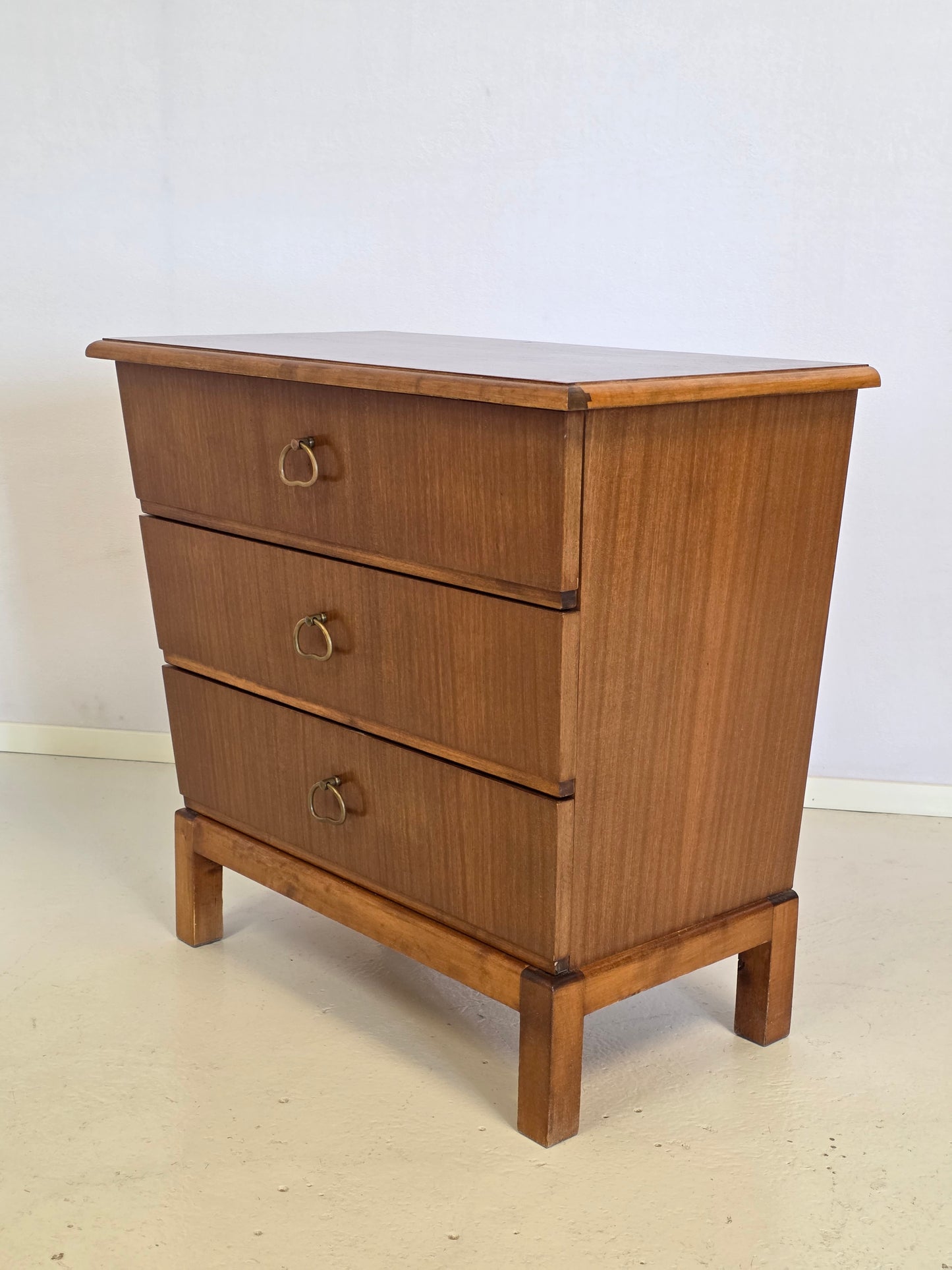 Funky vintage lipasto