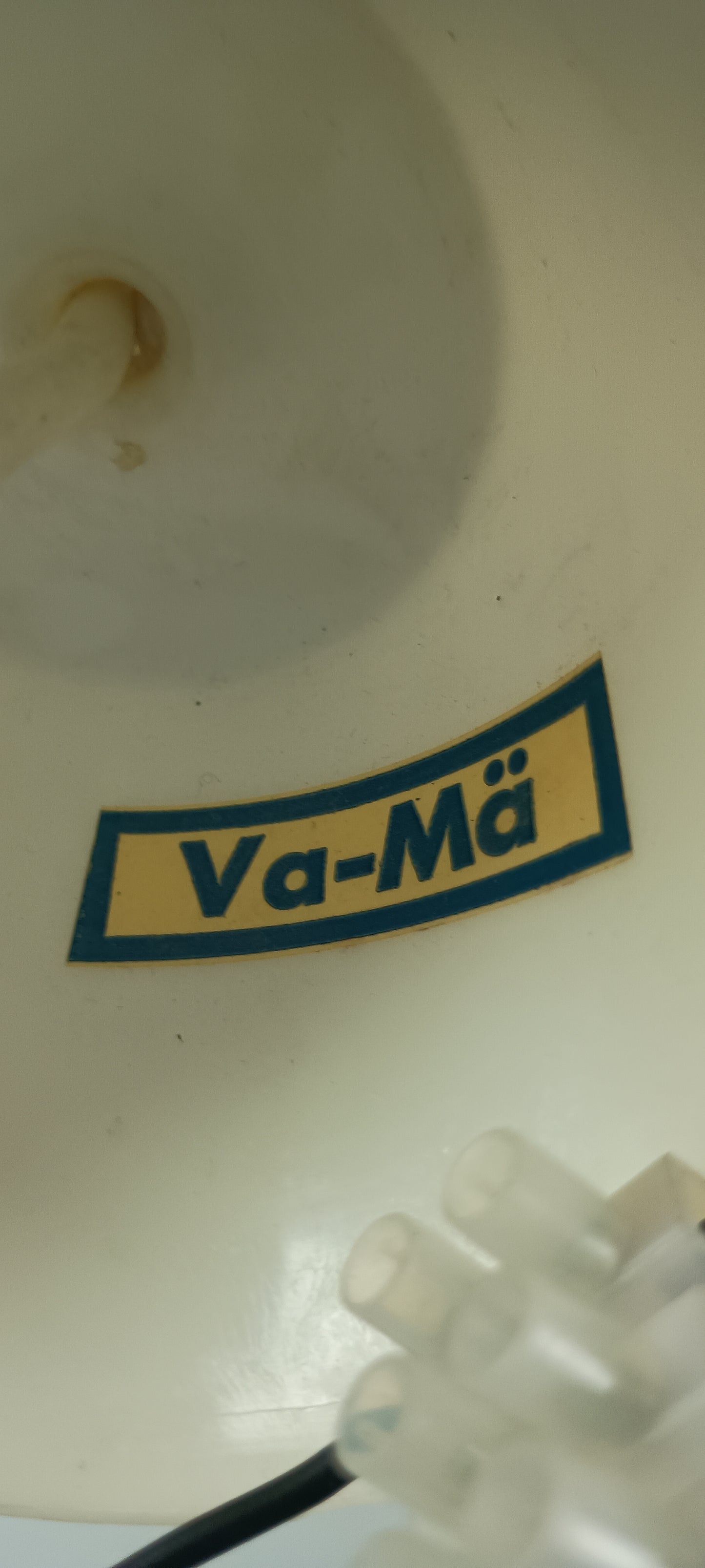 Valaisin-Mäkelän vintage kattovalaisin