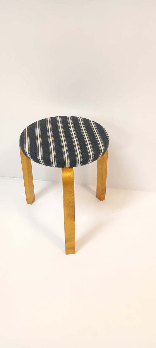 Artek 60 x Kvadrat
